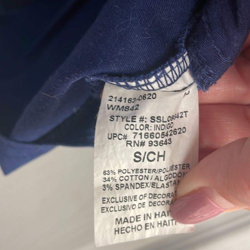 Navy Blue Scrub Top - Picture 9 of 9